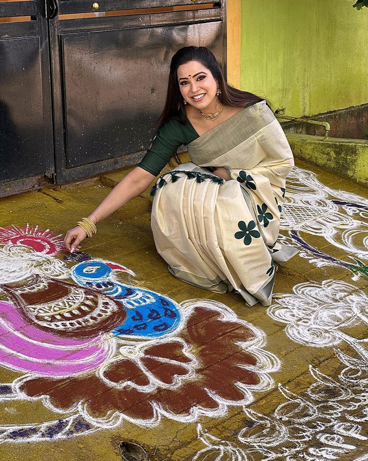Kerala Golden Tissue Saree