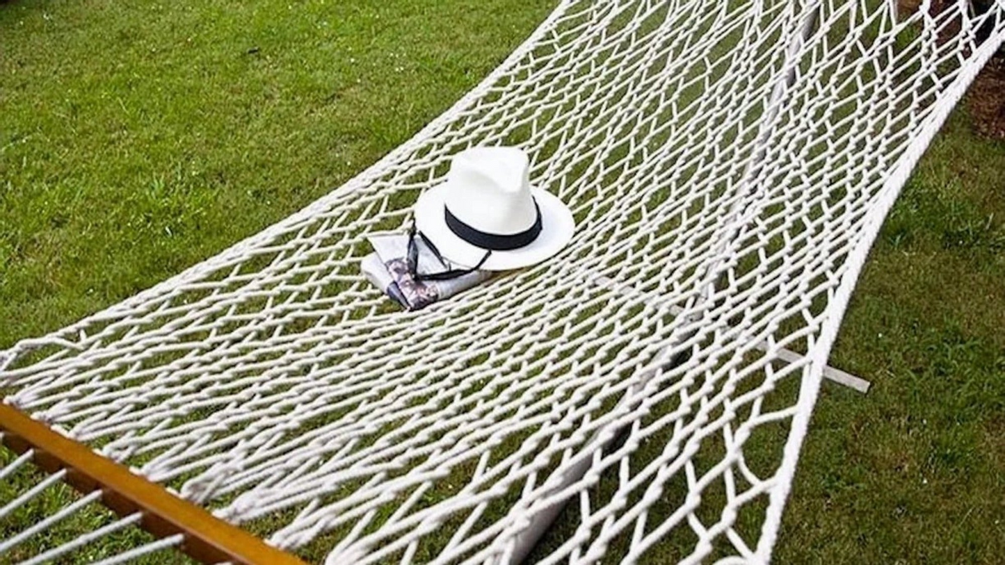 HAMMOCKS INDIA | 3 Ft. 8 in Wide x 11 Ft Overall Length | Cotton Rope Hammock | Single