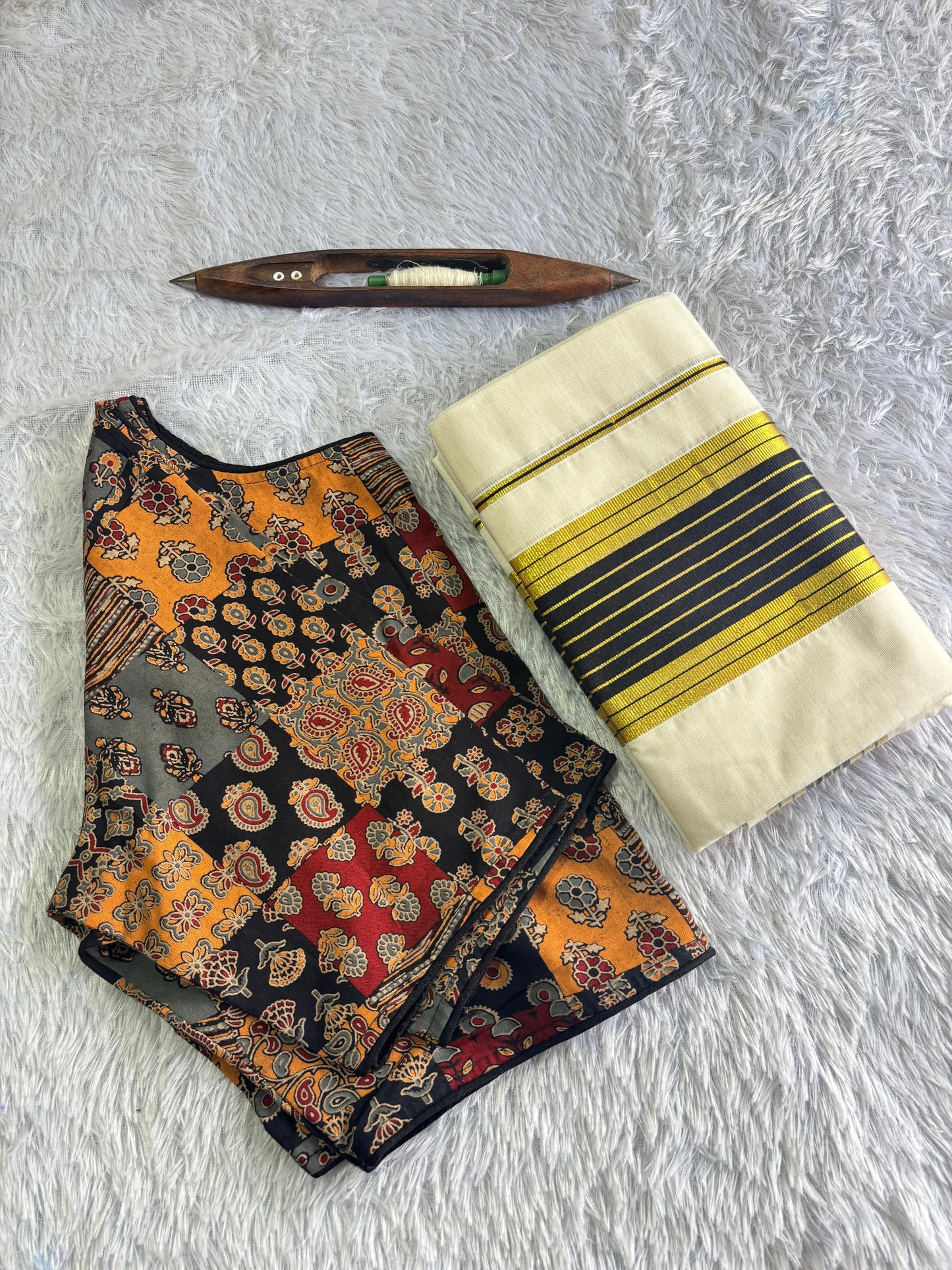 SATIEKA | Kerala golden kara(boarder) kasavu set mundu with ready made blouse