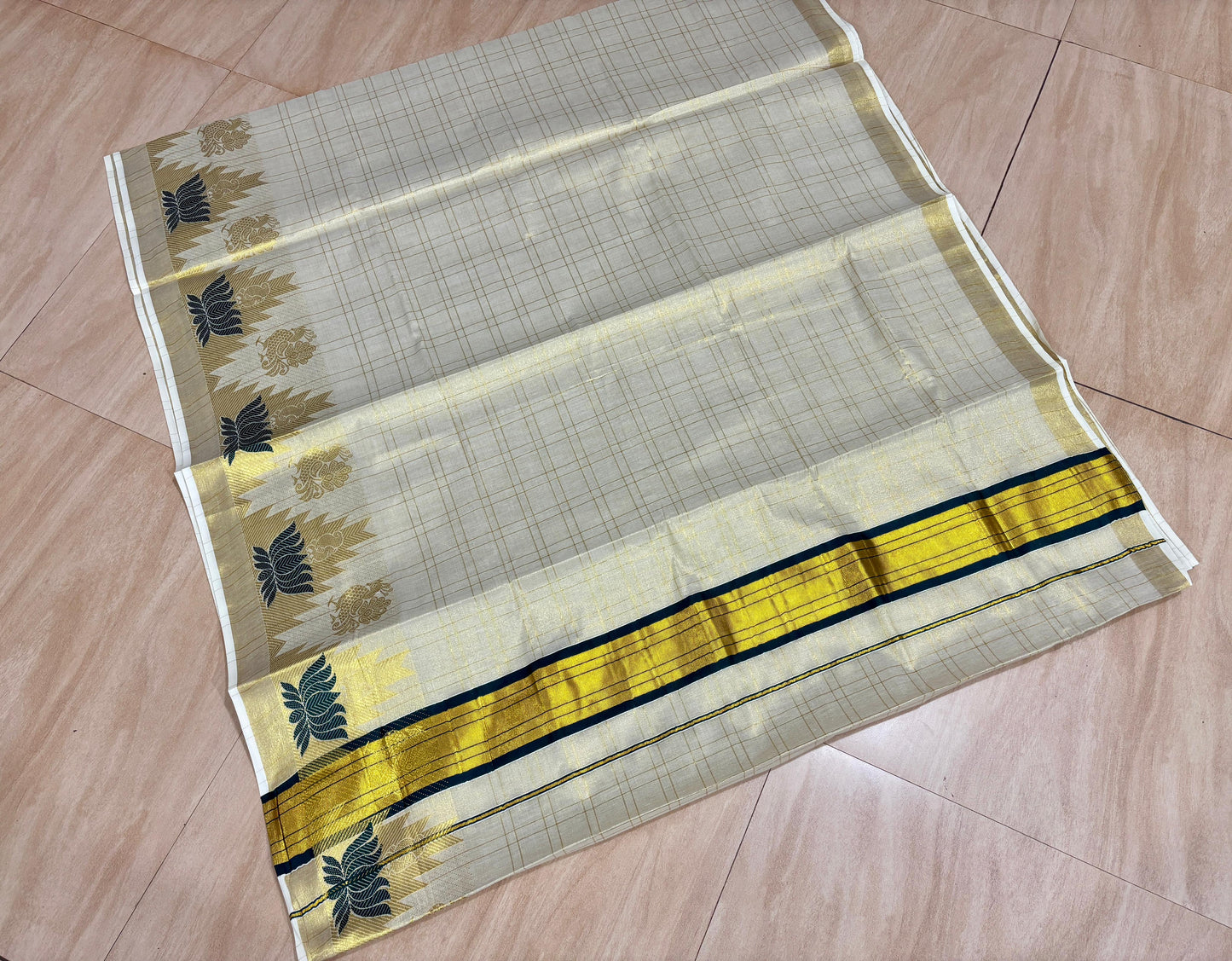 SATIEKA | Kerala Golden Tissue Temple Green Lotus Checks Kasavu Saree