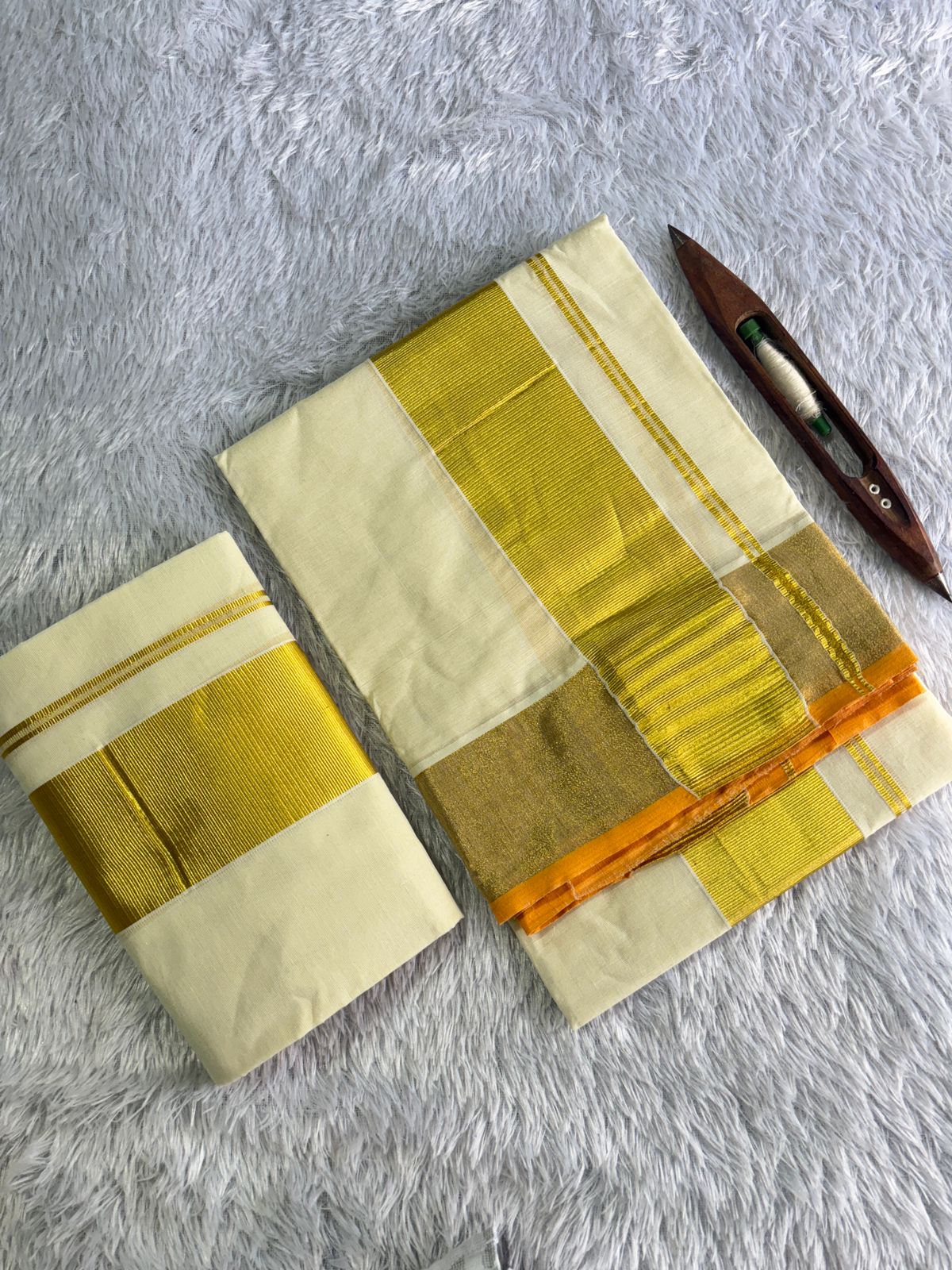 SATIEKA | Pure cotton Kerala golden kasavu set mundu